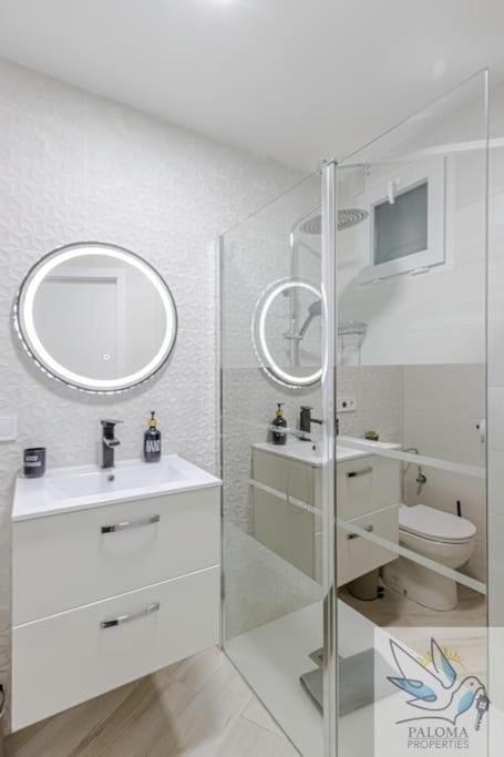 Wonderful Studio Apartment On The Beachfront Benalmádena Extérieur photo